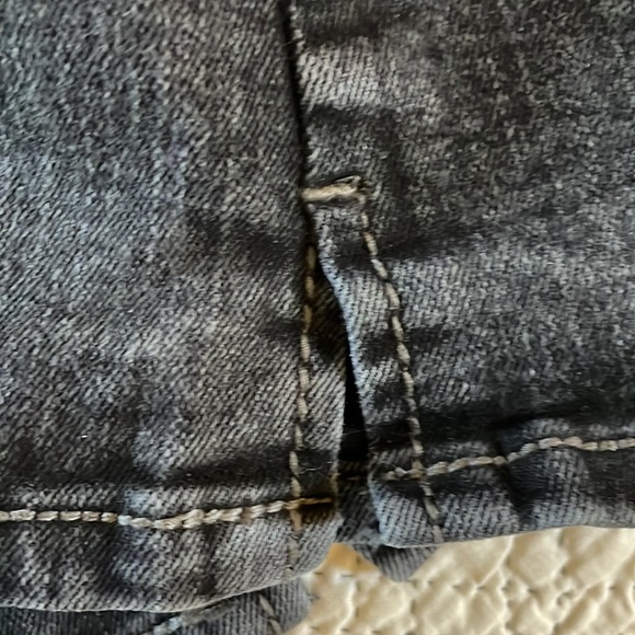 Arait Denim Jeans - Picture 7 of 14